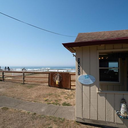 Villa Seaside Escape à Lincoln City Extérieur photo